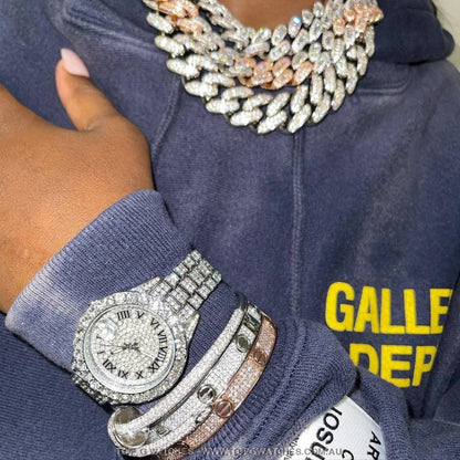 Iced-Out Style MissFox Pink Jewel Luxury Elegant Ladies' Fashion Quartz Wristwatch - Top G Watches